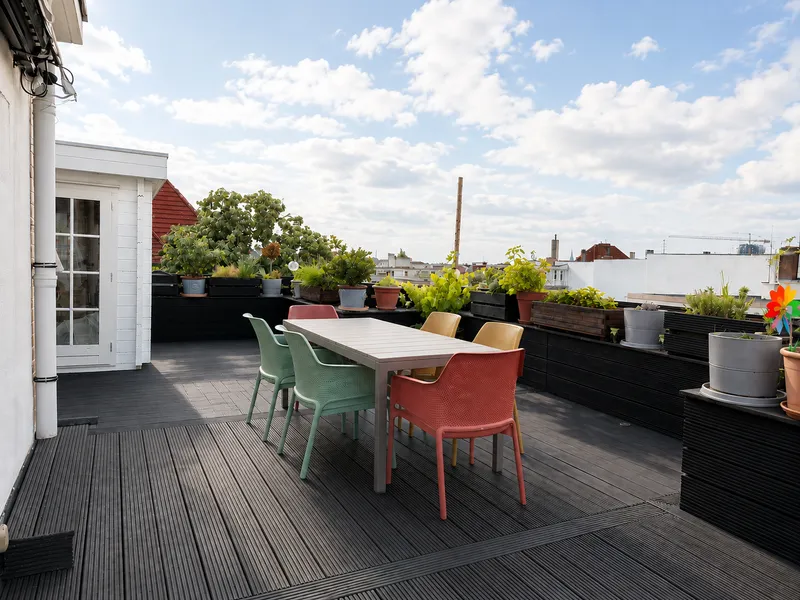 FURNISHED Peaceful Penthouse, Massive Terrace, Super Views, 2 Parking Spaces — photo 1